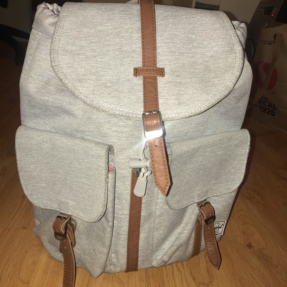 Hershel’s gray dawson backpack